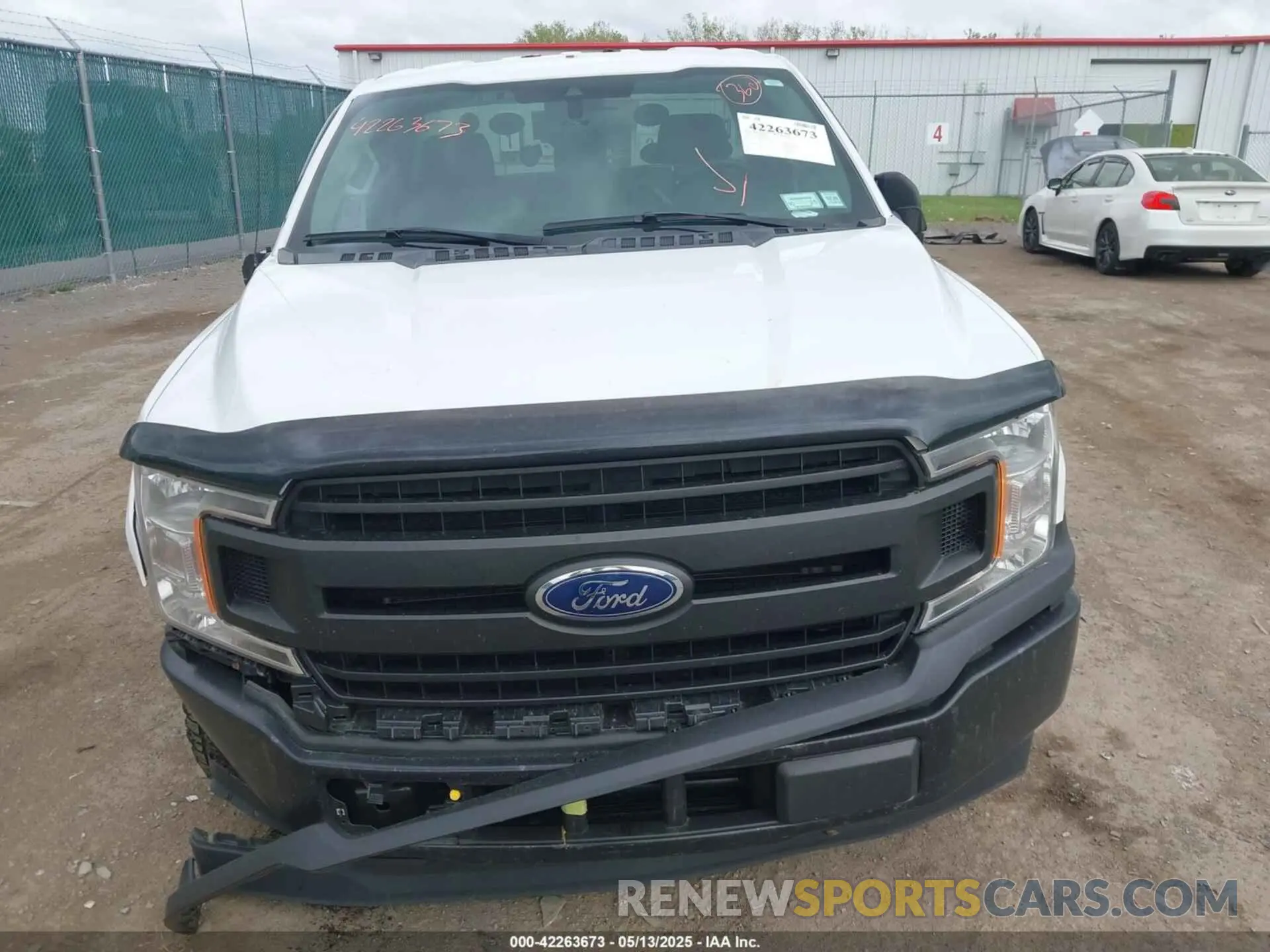 12 fotografías del automóvil dañado 1FTMF1CP6KKF11931 FORD F-150 2019