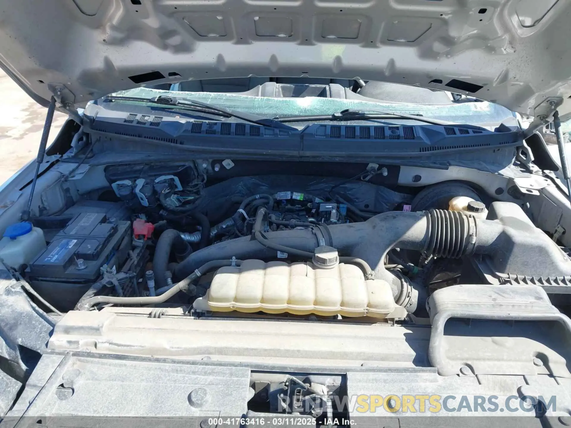 10 fotografías del automóvil dañado 1FTMF1CPXKKC81522 FORD F-150 2019