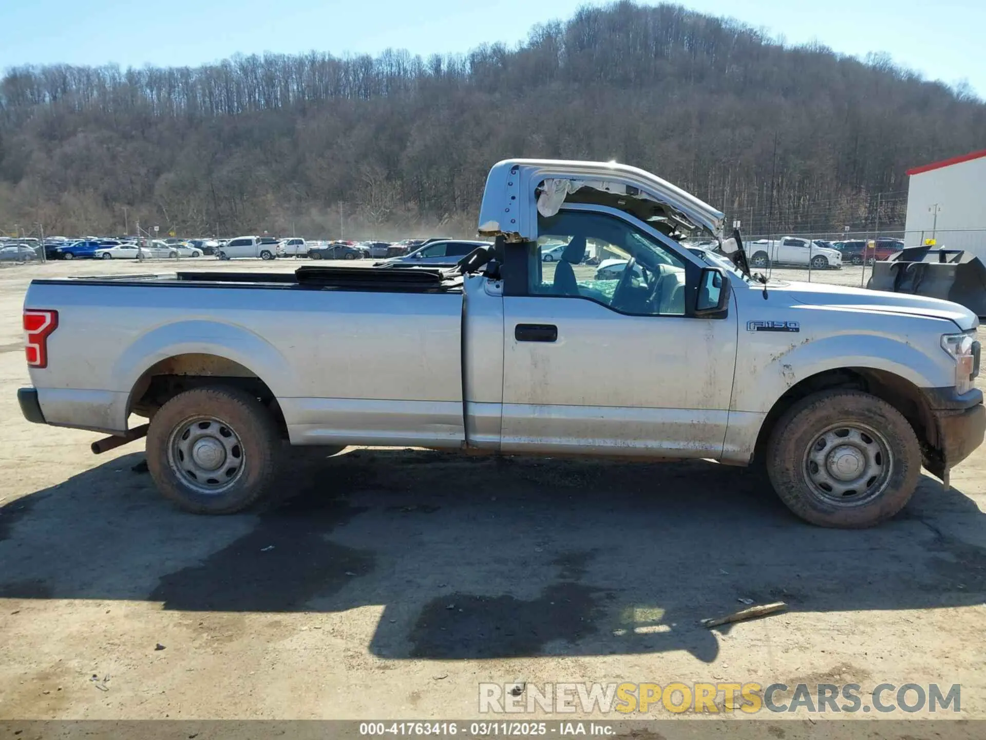 14 fotografías del automóvil dañado 1FTMF1CPXKKC81522 FORD F-150 2019
