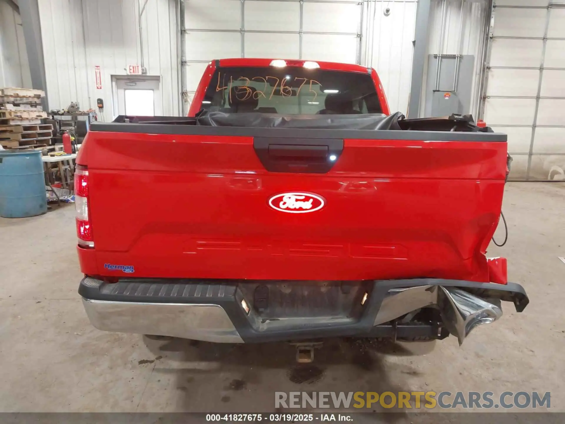 16 fotografías del automóvil dañado 1FTMF1E56KKD73061 FORD F-150 2019