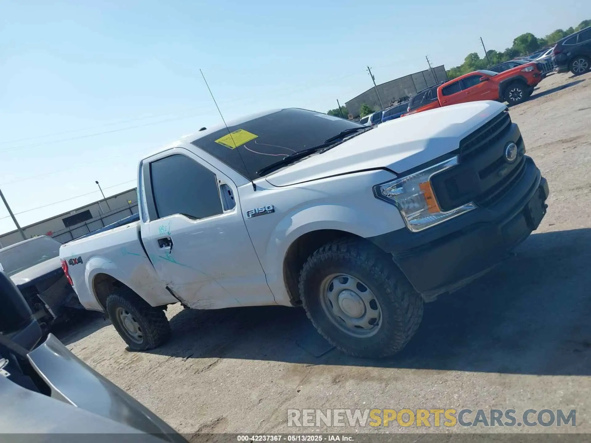 13 fotografías del automóvil dañado 1FTMF1E57KKC99990 FORD F-150 2019