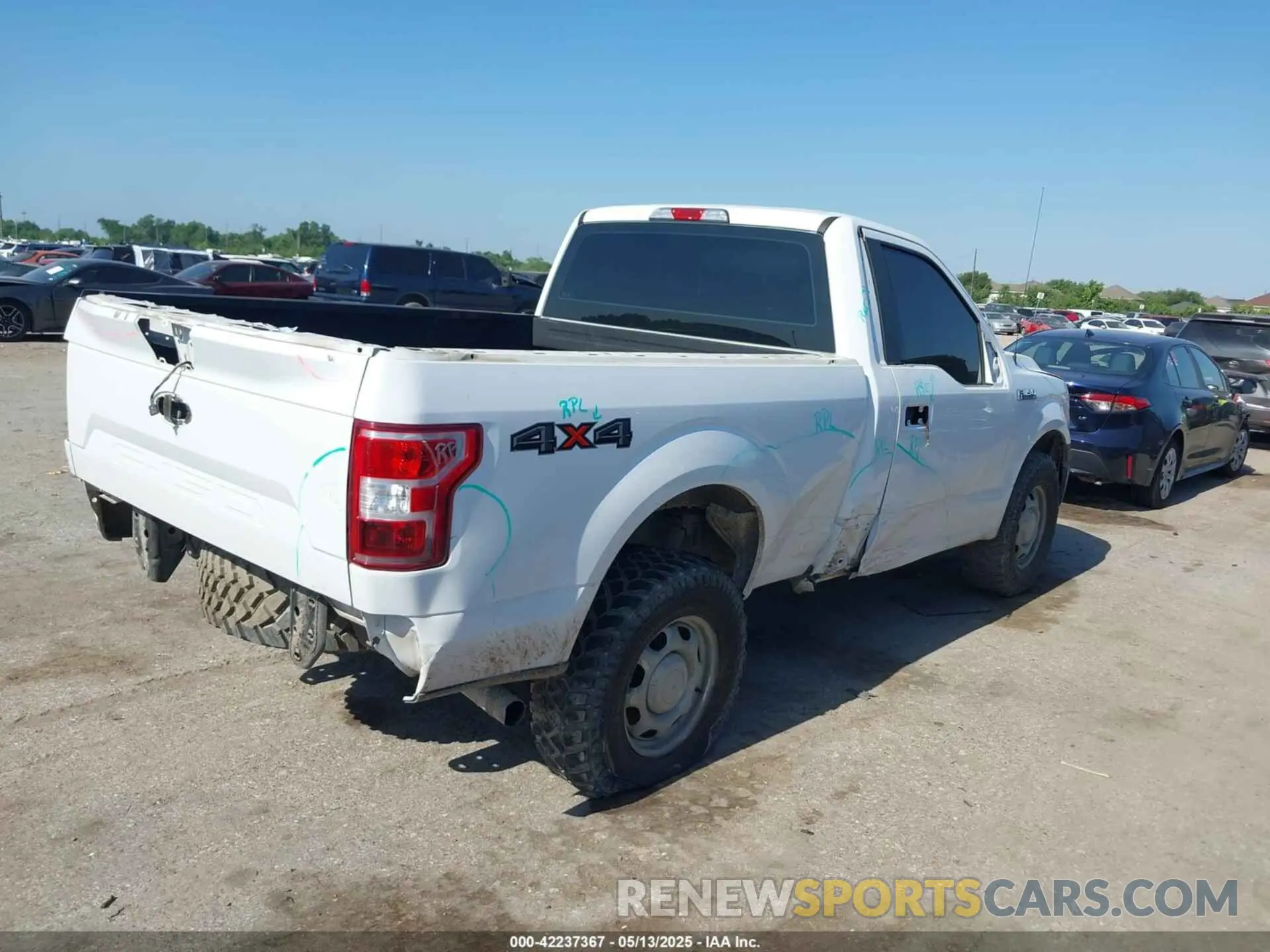 4 fotografías del automóvil dañado 1FTMF1E57KKC99990 FORD F-150 2019