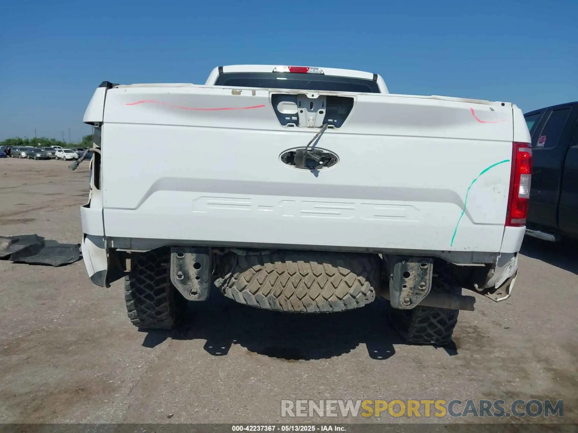 6 fotografías del automóvil dañado 1FTMF1E57KKC99990 FORD F-150 2019