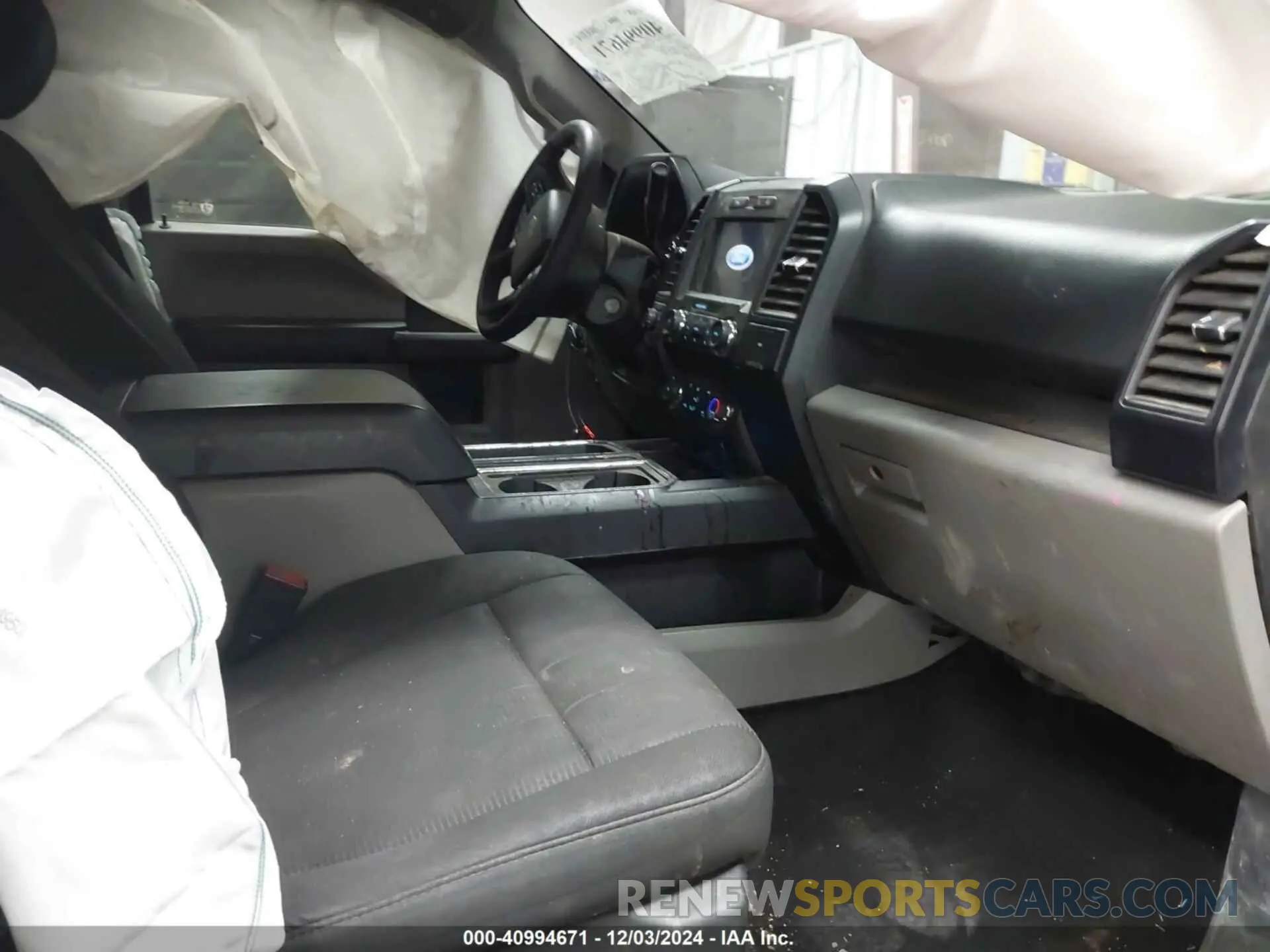 5 fotografías del automóvil dañado 1ftew1ep2kkf28839 FORD F-150 2019