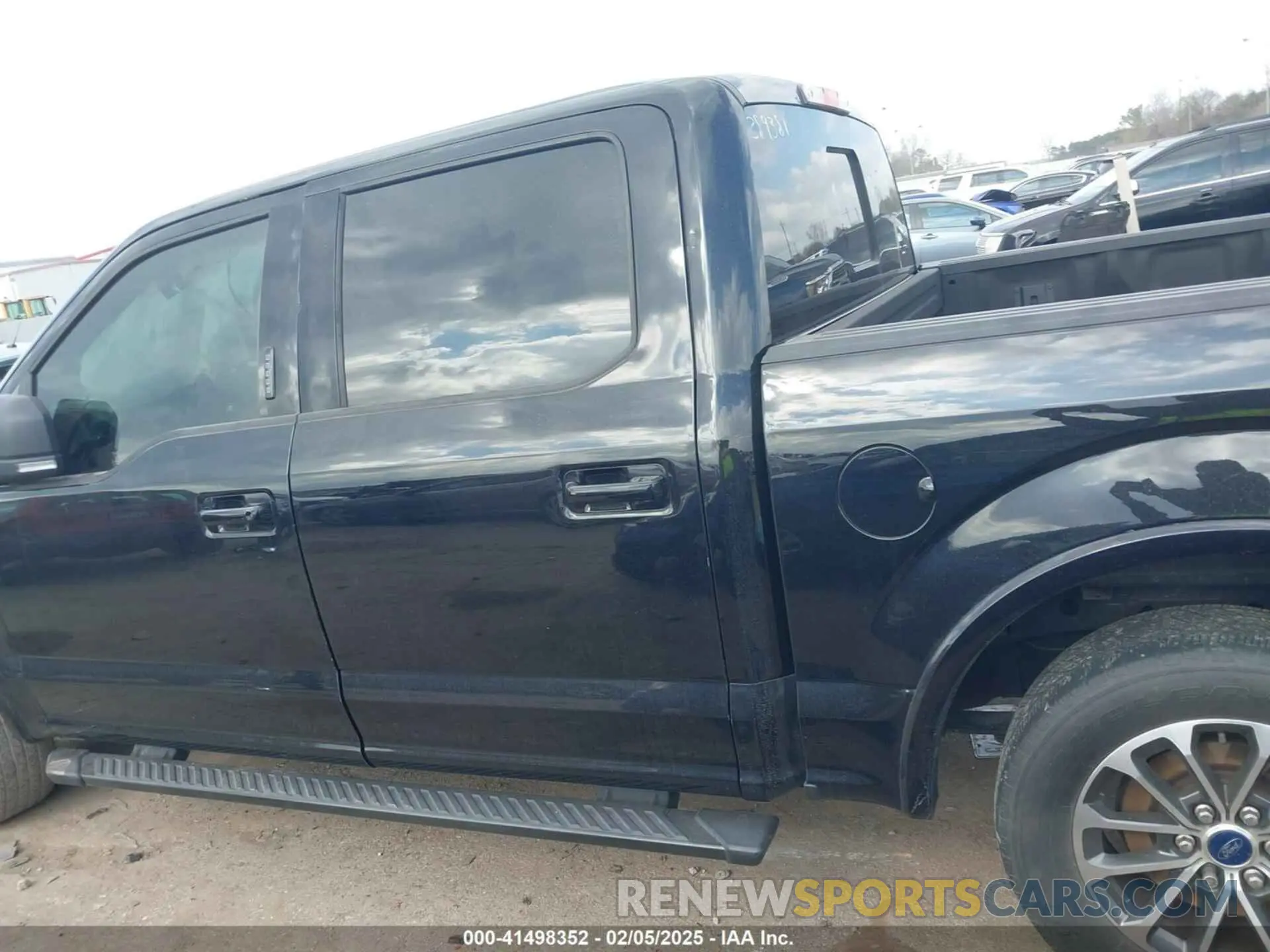 13 fotografías del automóvil dañado 1FTEW1C43LFA14016 FORD F-150 2020