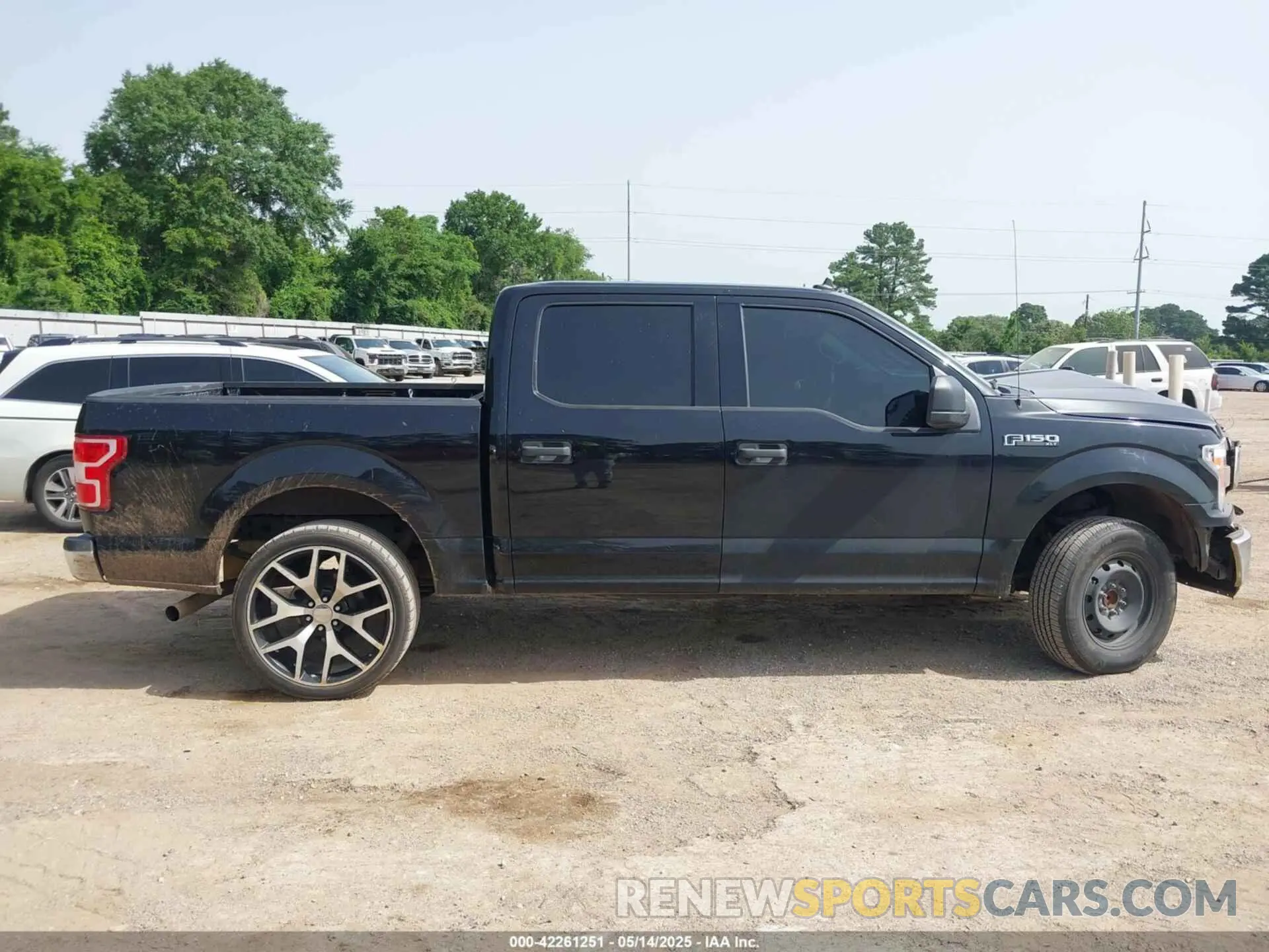 14 fotografías del automóvil dañado 1FTEW1C4XLKD78036 FORD F-150 2020