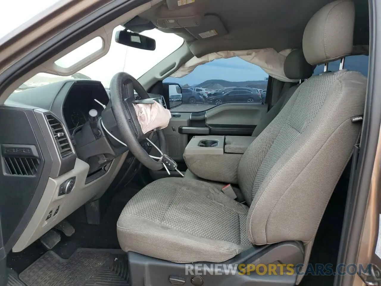 7 fotografías del automóvil dañado 1FTEW1C51LFA97776 FORD F-150 2020