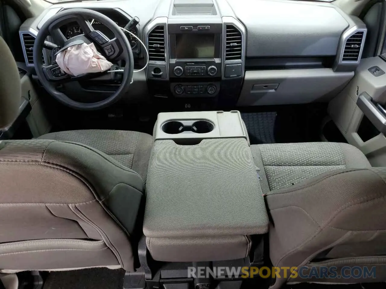 8 fotografías del automóvil dañado 1FTEW1C51LFA97776 FORD F-150 2020