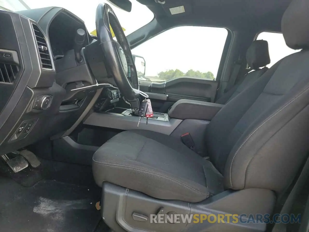 7 fotografías del automóvil dañado 1FTEW1C51LKF53637 FORD F-150 2020