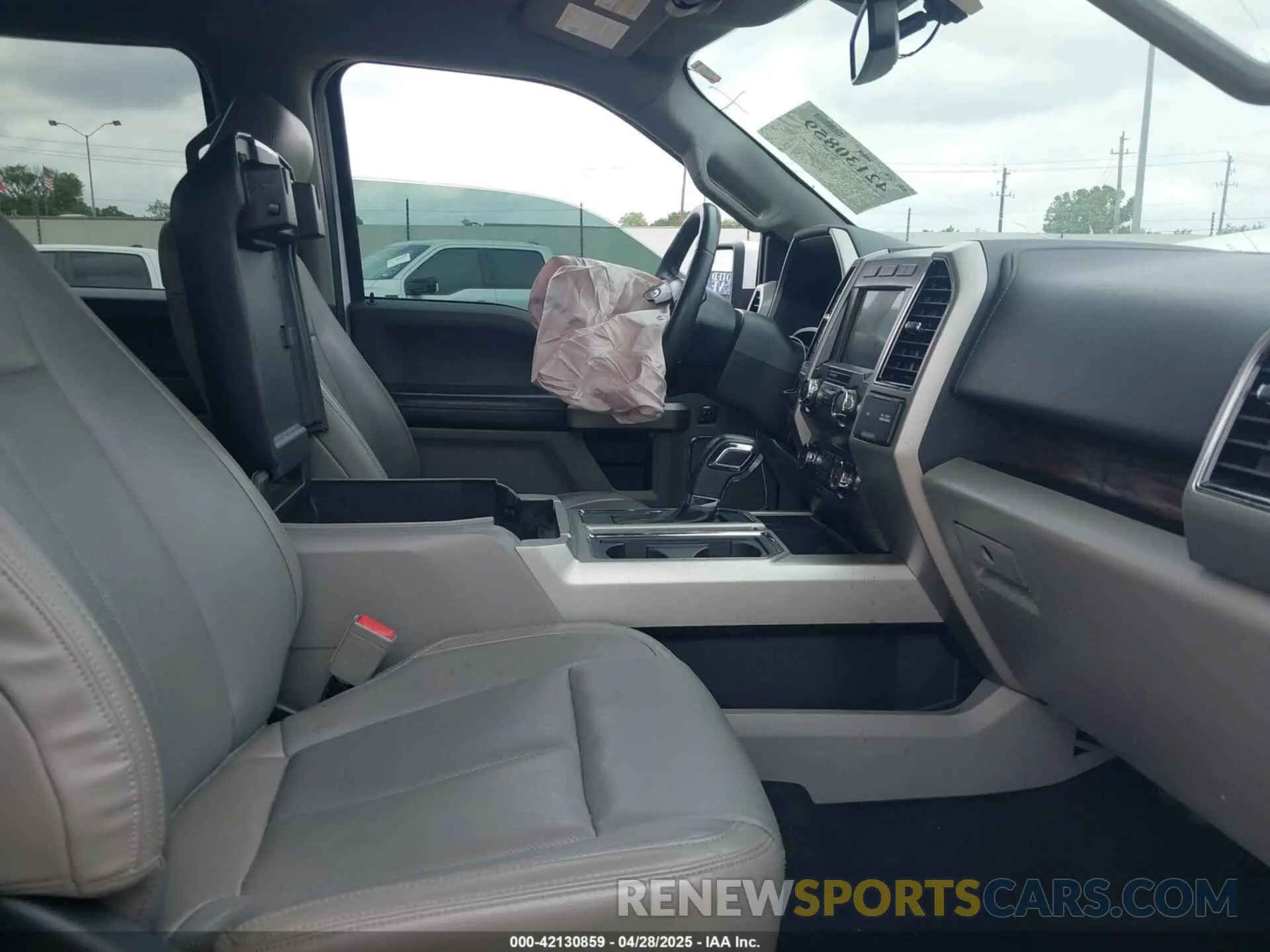 5 fotografías del automóvil dañado 1FTEW1C52LKD25792 FORD F-150 2020
