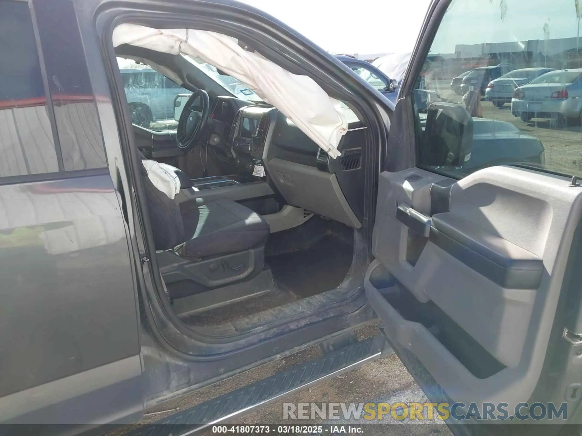 5 fotografías del automóvil dañado 1FTEW1C57LKF46093 FORD F-150 2020