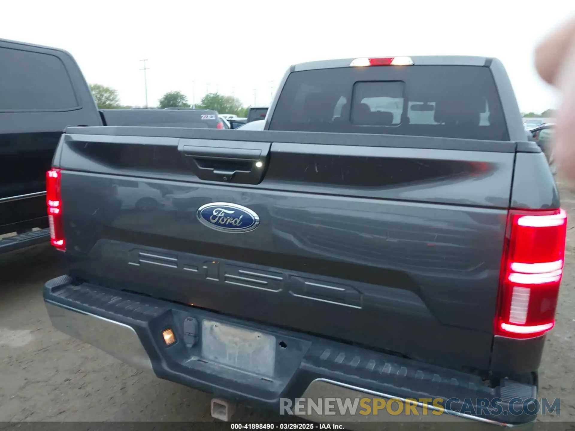 16 fotografías del automóvil dañado 1FTEW1C5XLFA97159 FORD F-150 2020