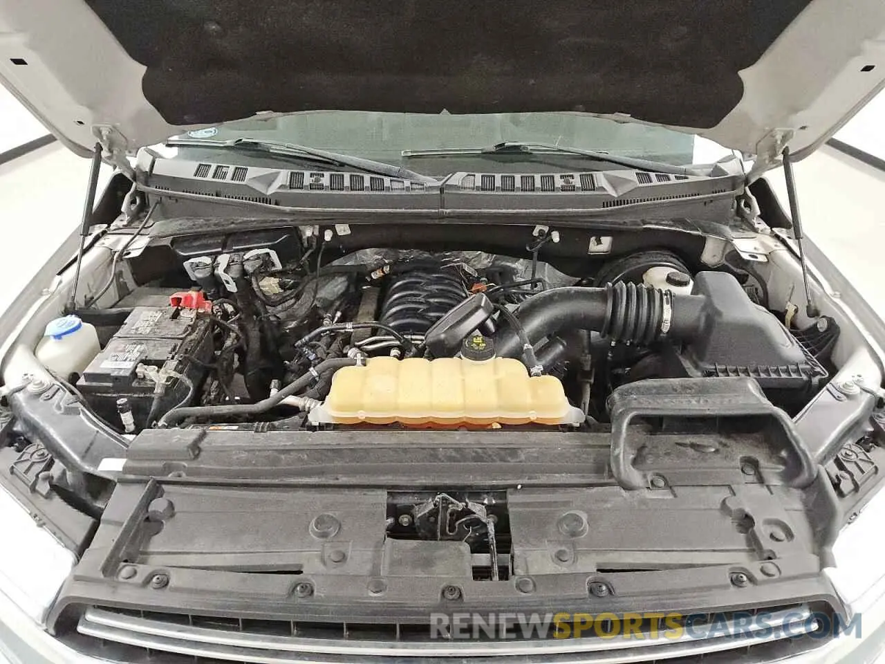 11 fotografías del automóvil dañado 1FTEW1C5XLKD25961 FORD F-150 2020