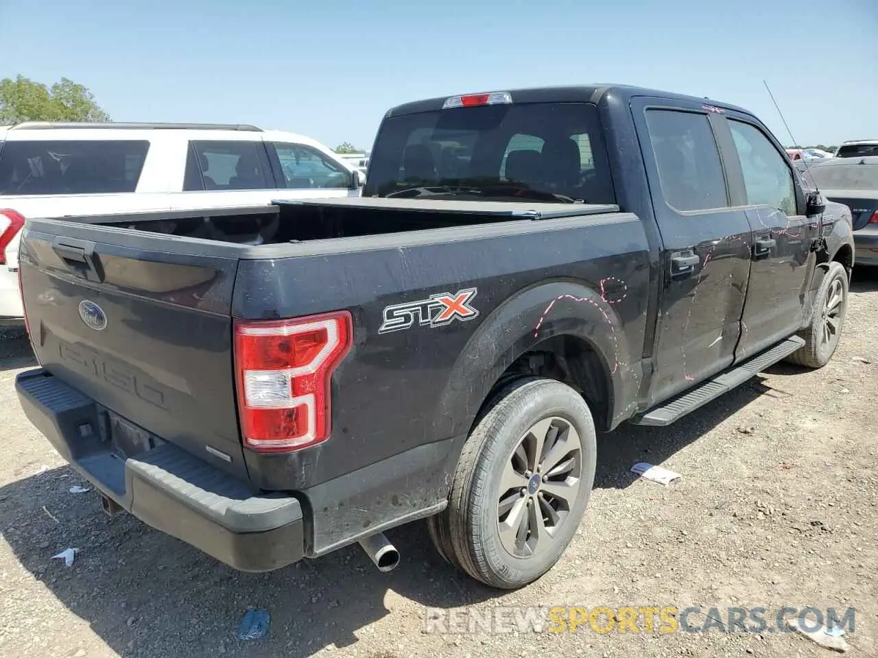 3 fotografías del automóvil dañado 1FTEW1CP0LKF37365 FORD F-150 2020