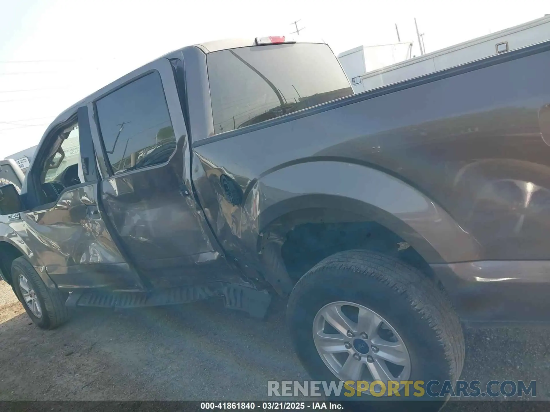 15 fotografías del automóvil dañado 1FTEW1CP2LFB20385 FORD F-150 2020