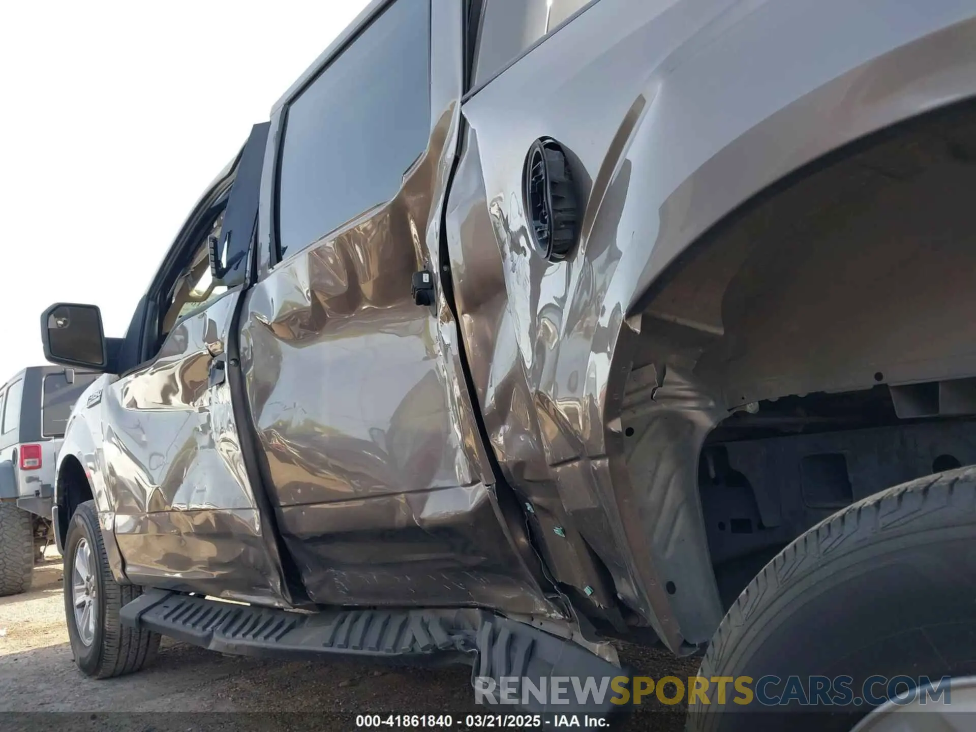18 fotografías del automóvil dañado 1FTEW1CP2LFB20385 FORD F-150 2020