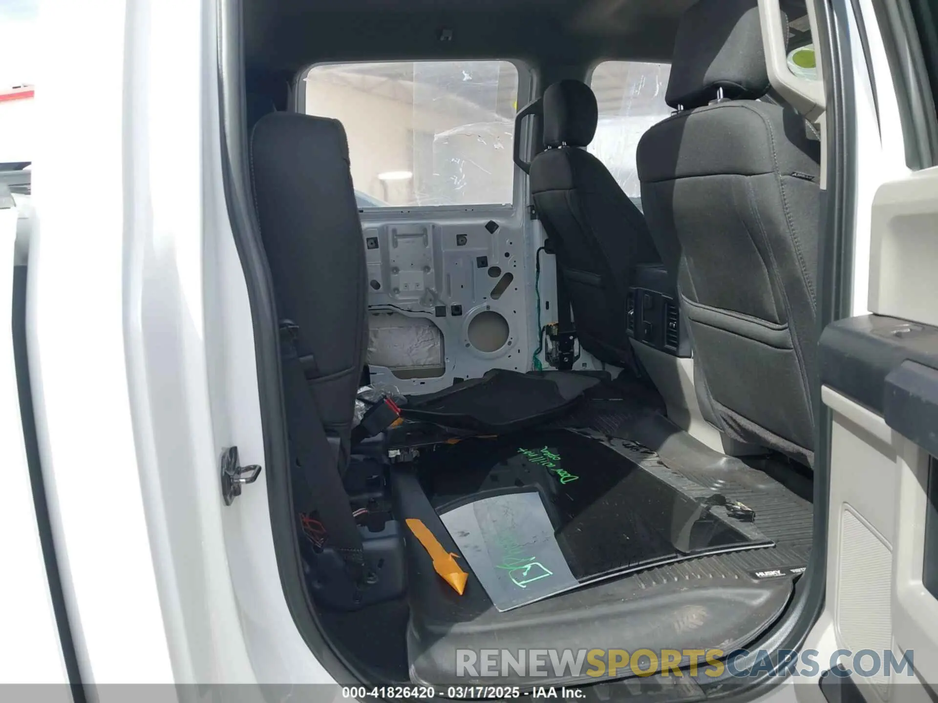 8 fotografías del automóvil dañado 1FTEW1CP5LKE39528 FORD F-150 2020
