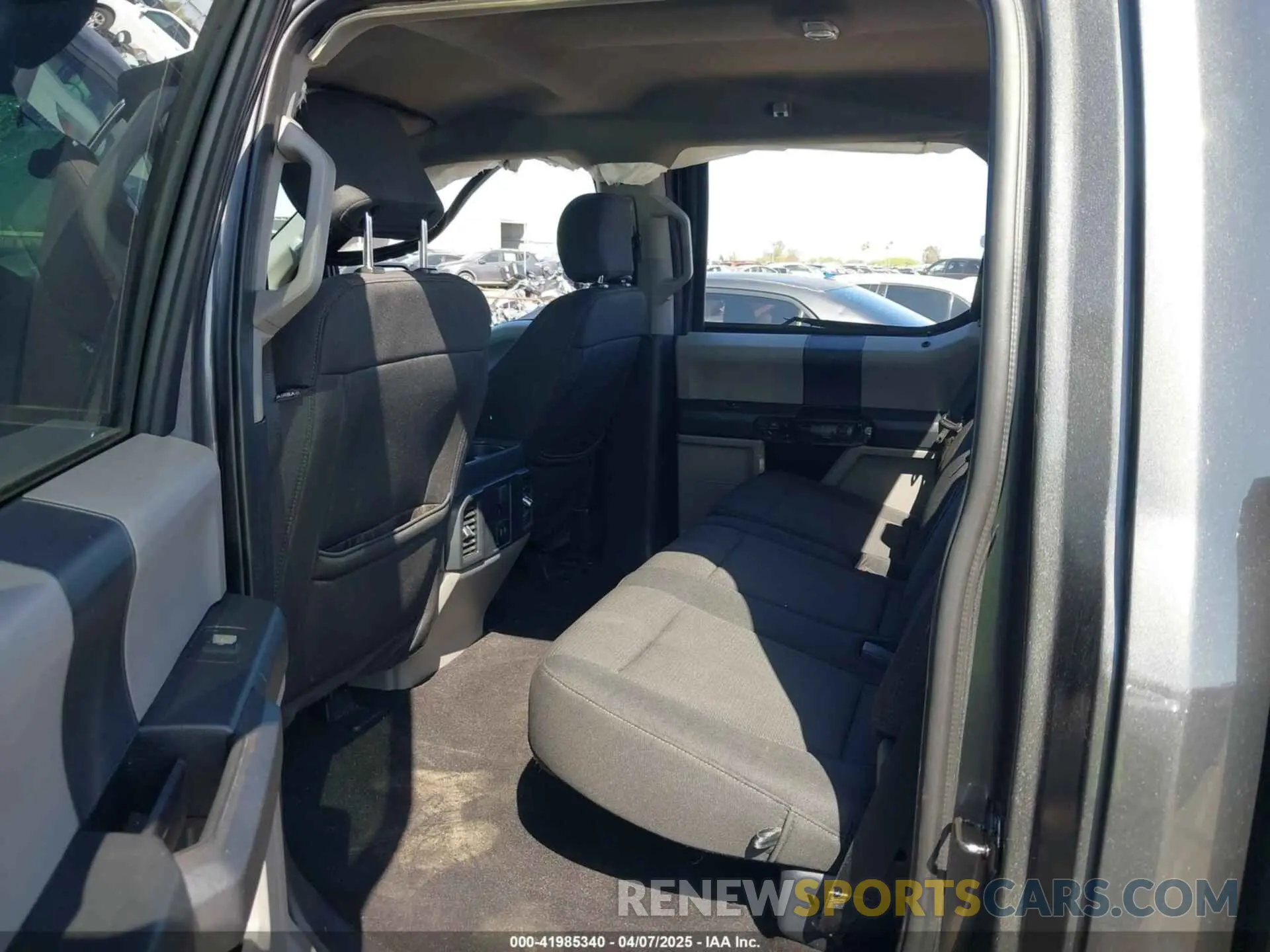 8 fotografías del automóvil dañado 1FTEW1CP6LKD60174 FORD F-150 2020