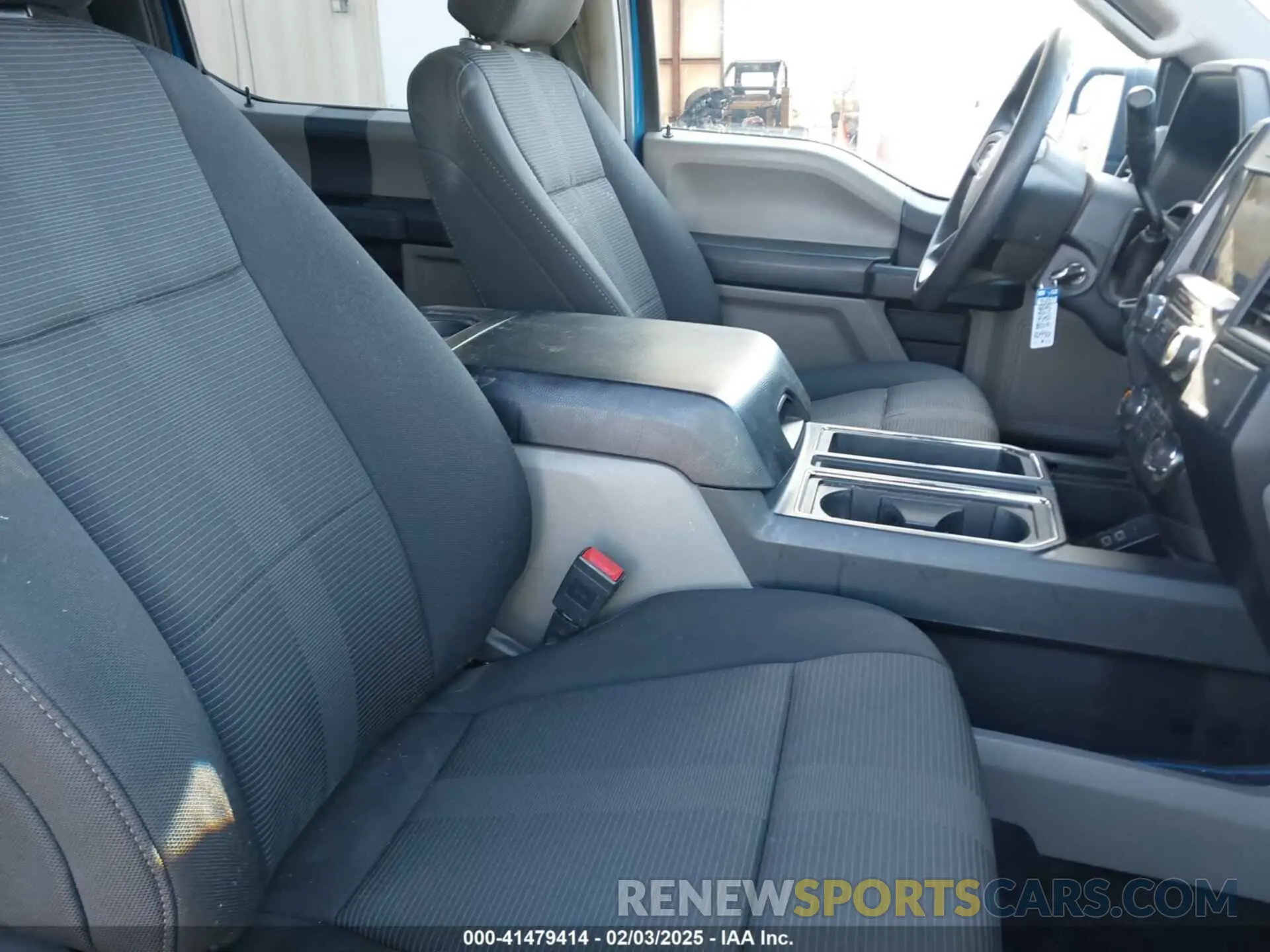5 fotografías del automóvil dañado 1FTEW1CP6LKF32476 FORD F-150 2020
