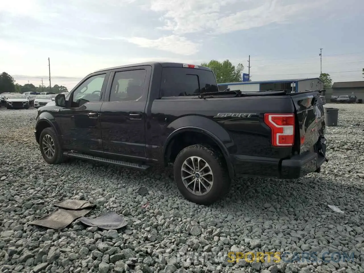 2 fotografías del automóvil dañado 1FTEW1CPXLFA81786 FORD F-150 2020