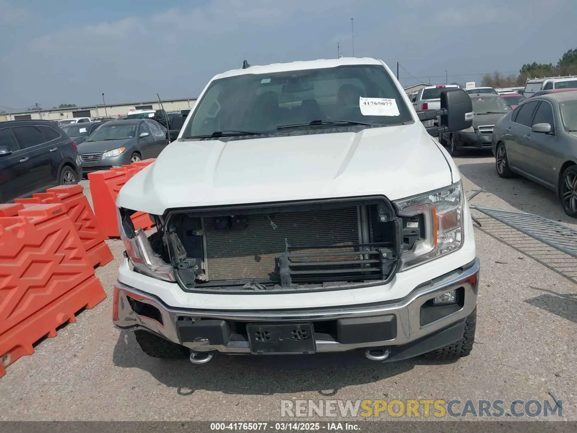 13 fotografías del automóvil dañado 1FTEW1E11LFA37975 FORD F-150 2020