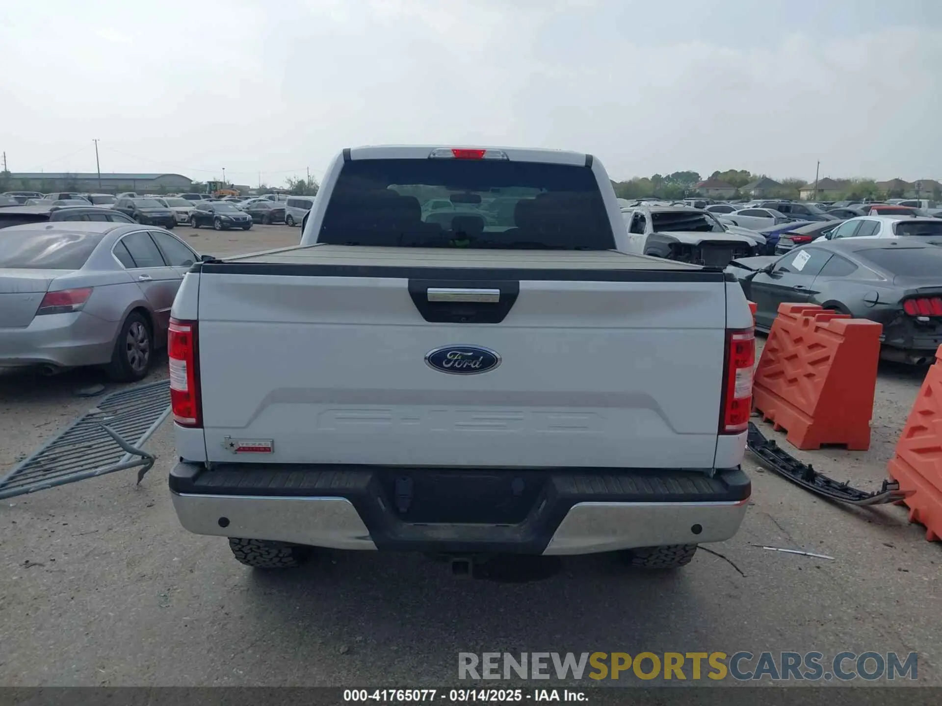 17 fotografías del automóvil dañado 1FTEW1E11LFA37975 FORD F-150 2020