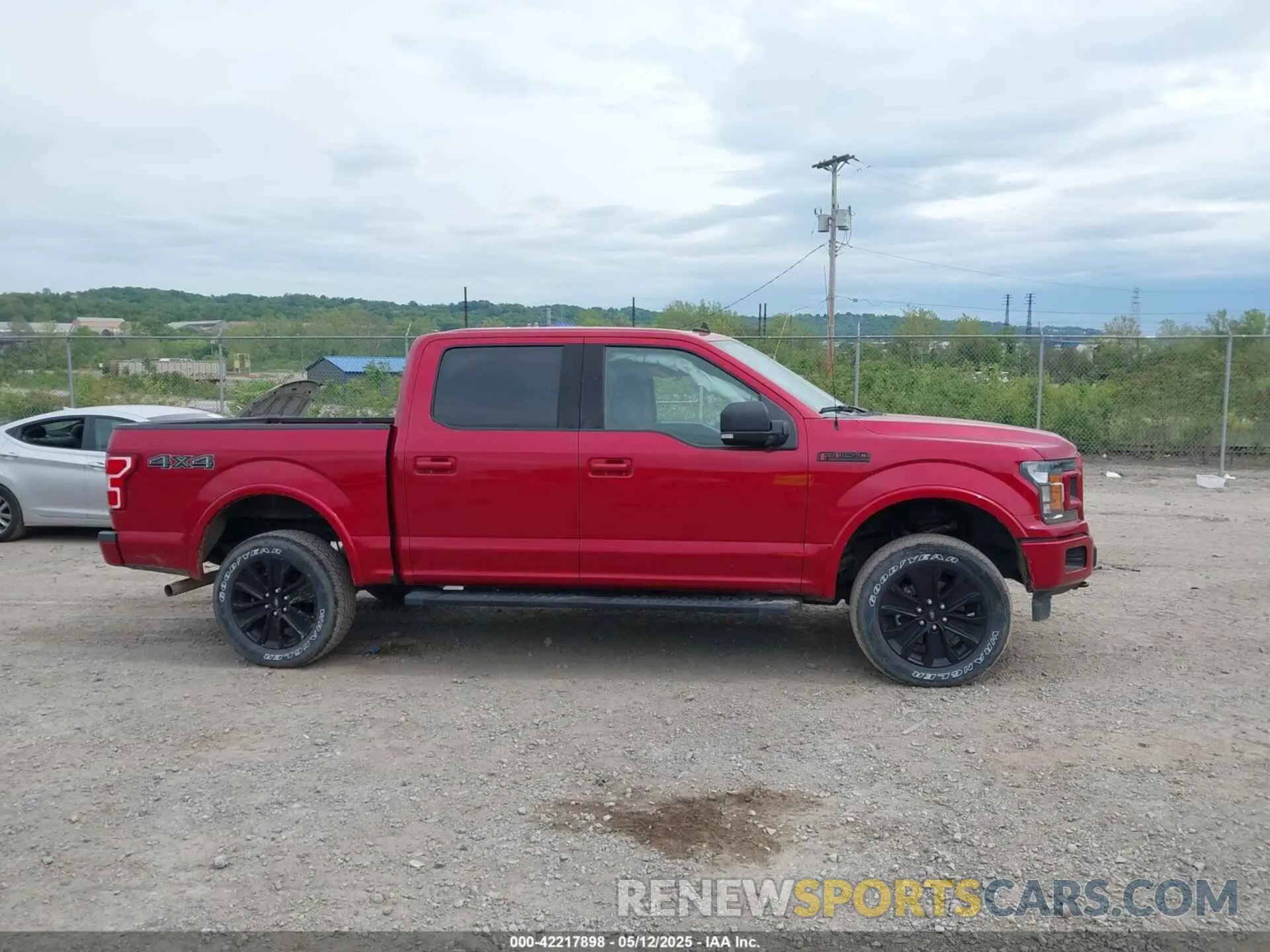 13 fotografías del automóvil dañado 1FTEW1E40LFC01811 FORD F-150 2020
