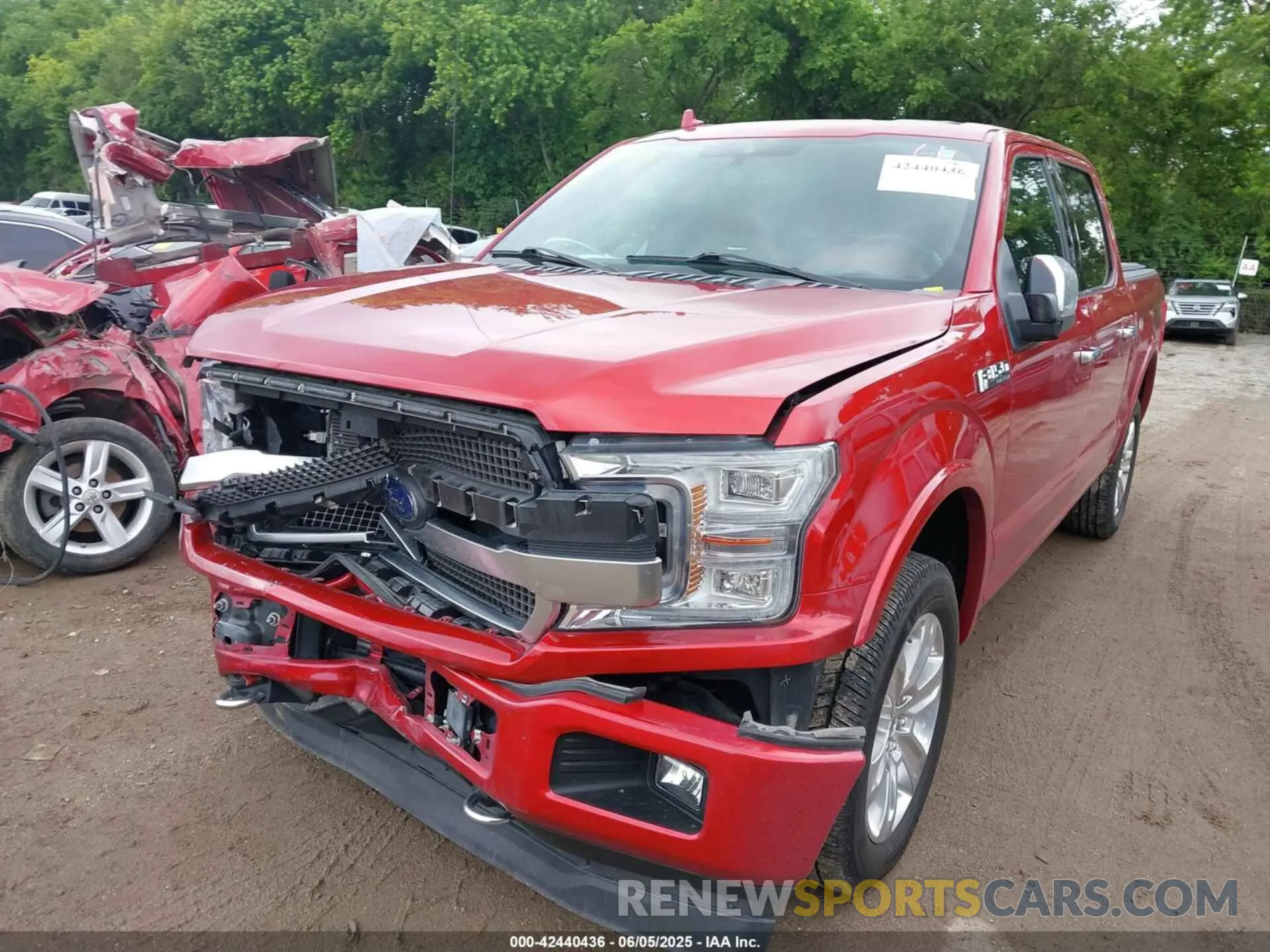 2 fotografías del automóvil dañado 1FTEW1E41LFB78832 FORD F-150 2020
