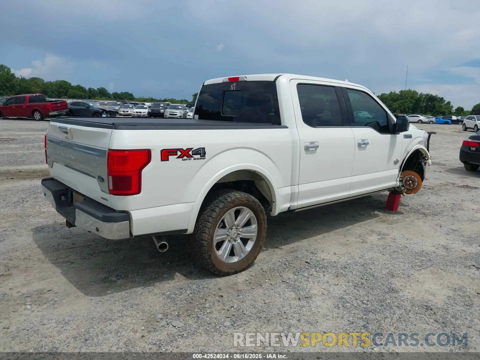 4 fotografías del automóvil dañado 1FTEW1E41LFC28984 FORD F-150 2020