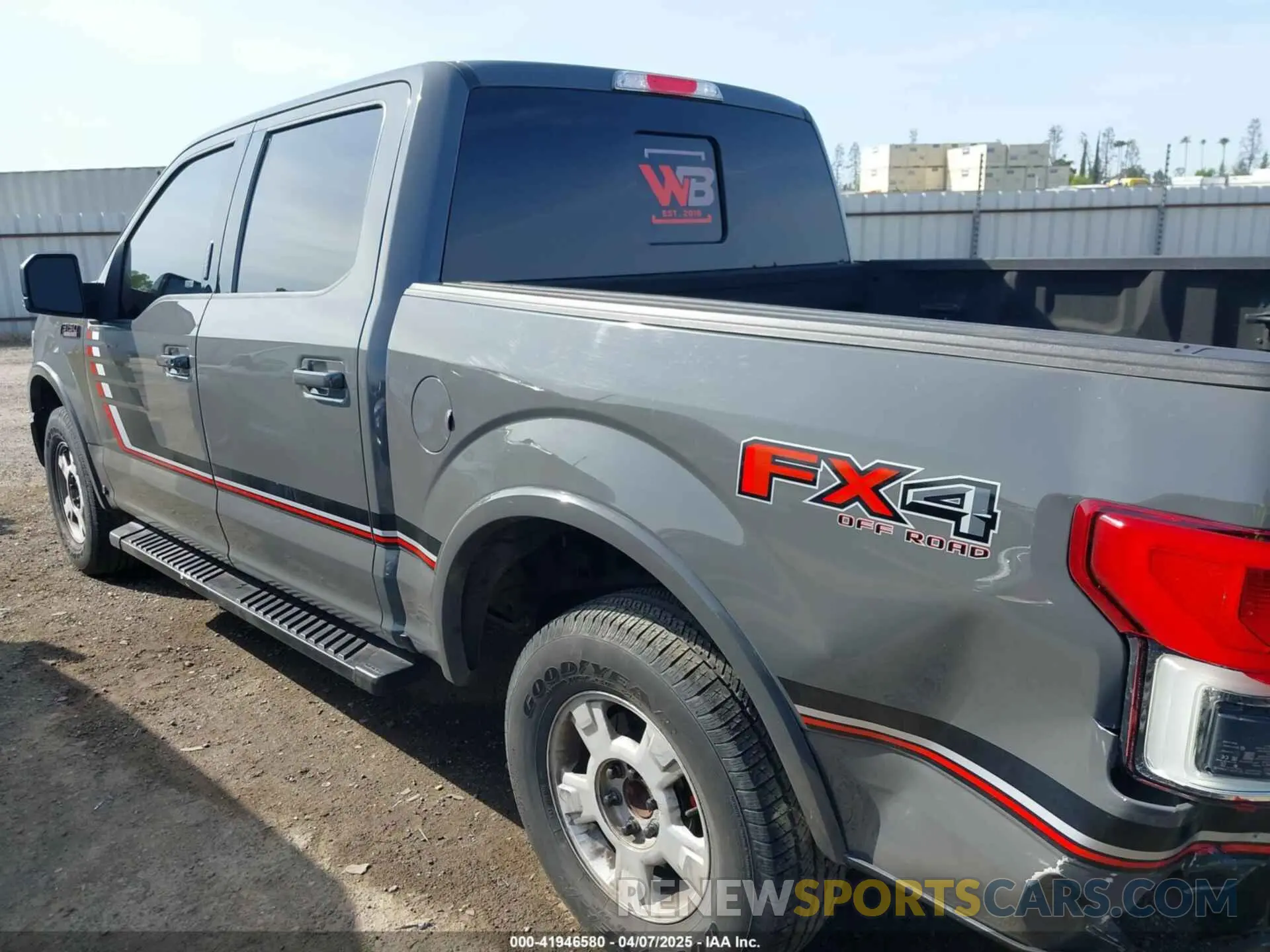 14 fotografías del automóvil dañado 1FTEW1E42LFA72518 FORD F-150 2020