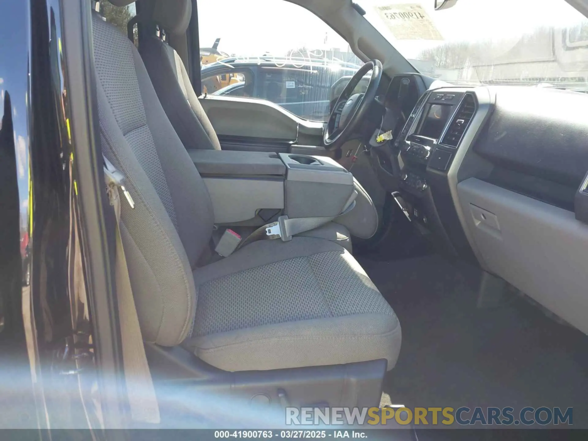 5 fotografías del automóvil dañado 1FTEW1E43LFA63651 FORD F-150 2020