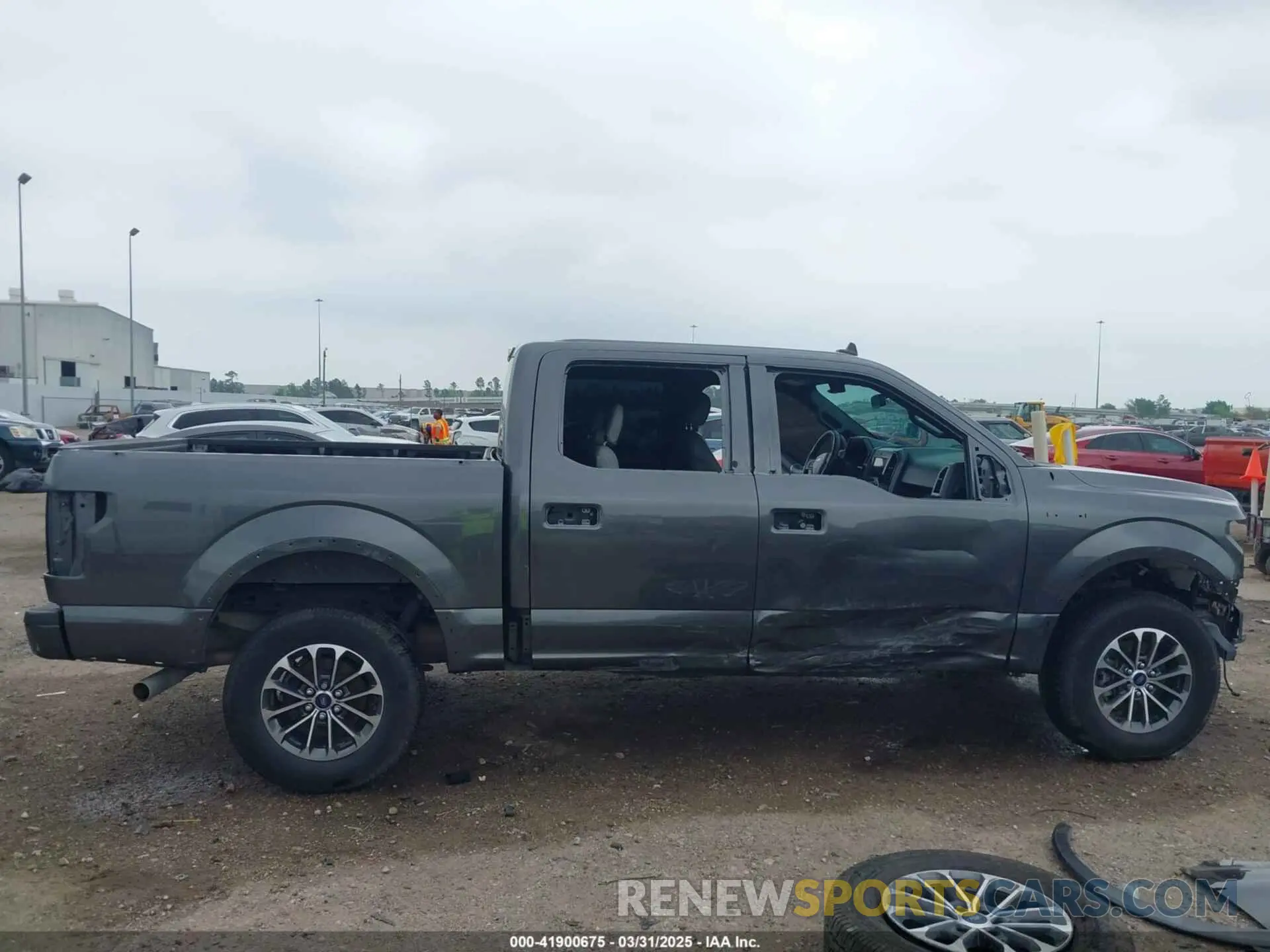 14 fotografías del automóvil dañado 1FTEW1E43LFC40926 FORD F-150 2020