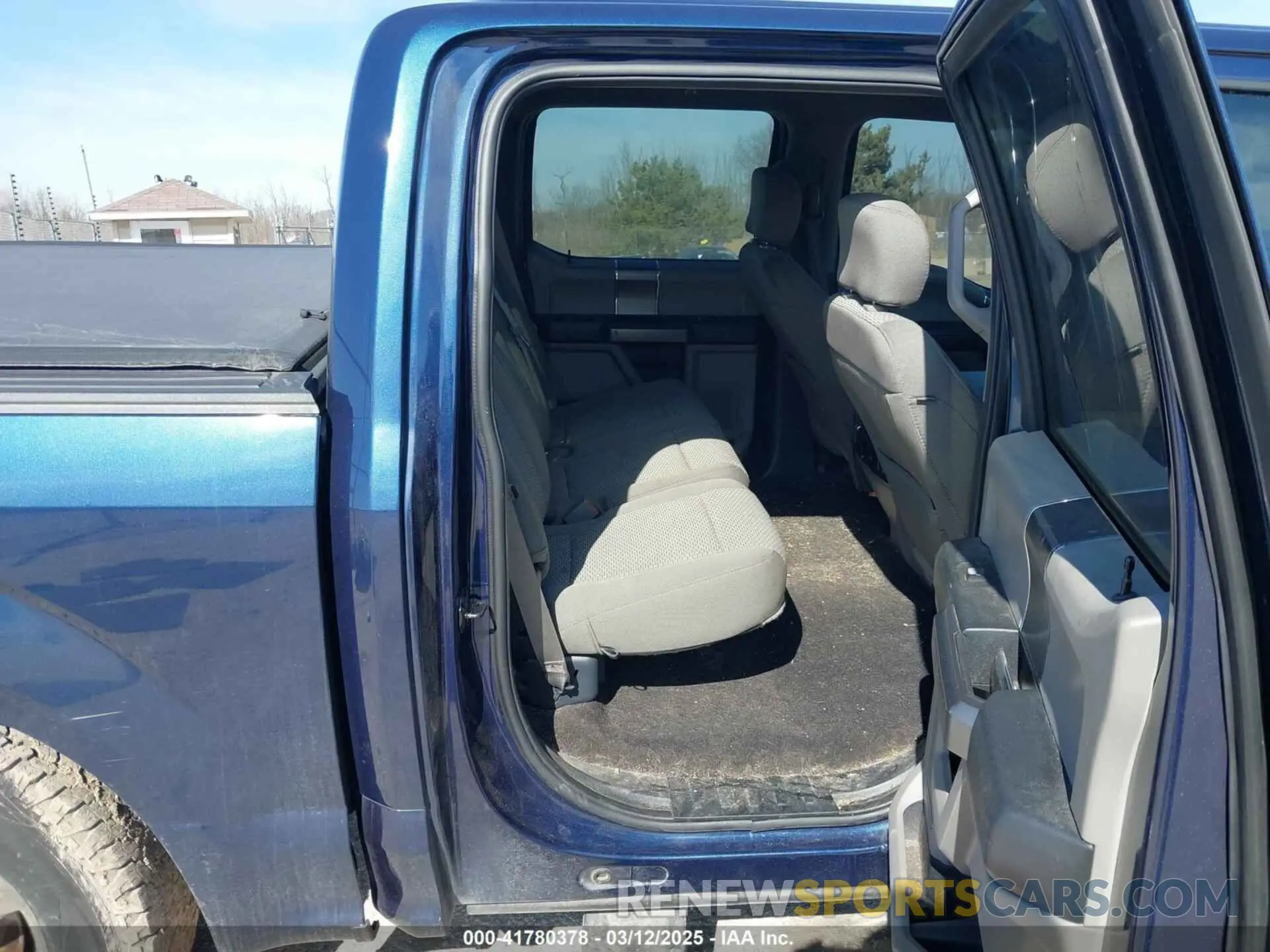 8 fotografías del automóvil dañado 1FTEW1E43LFC46984 FORD F-150 2020