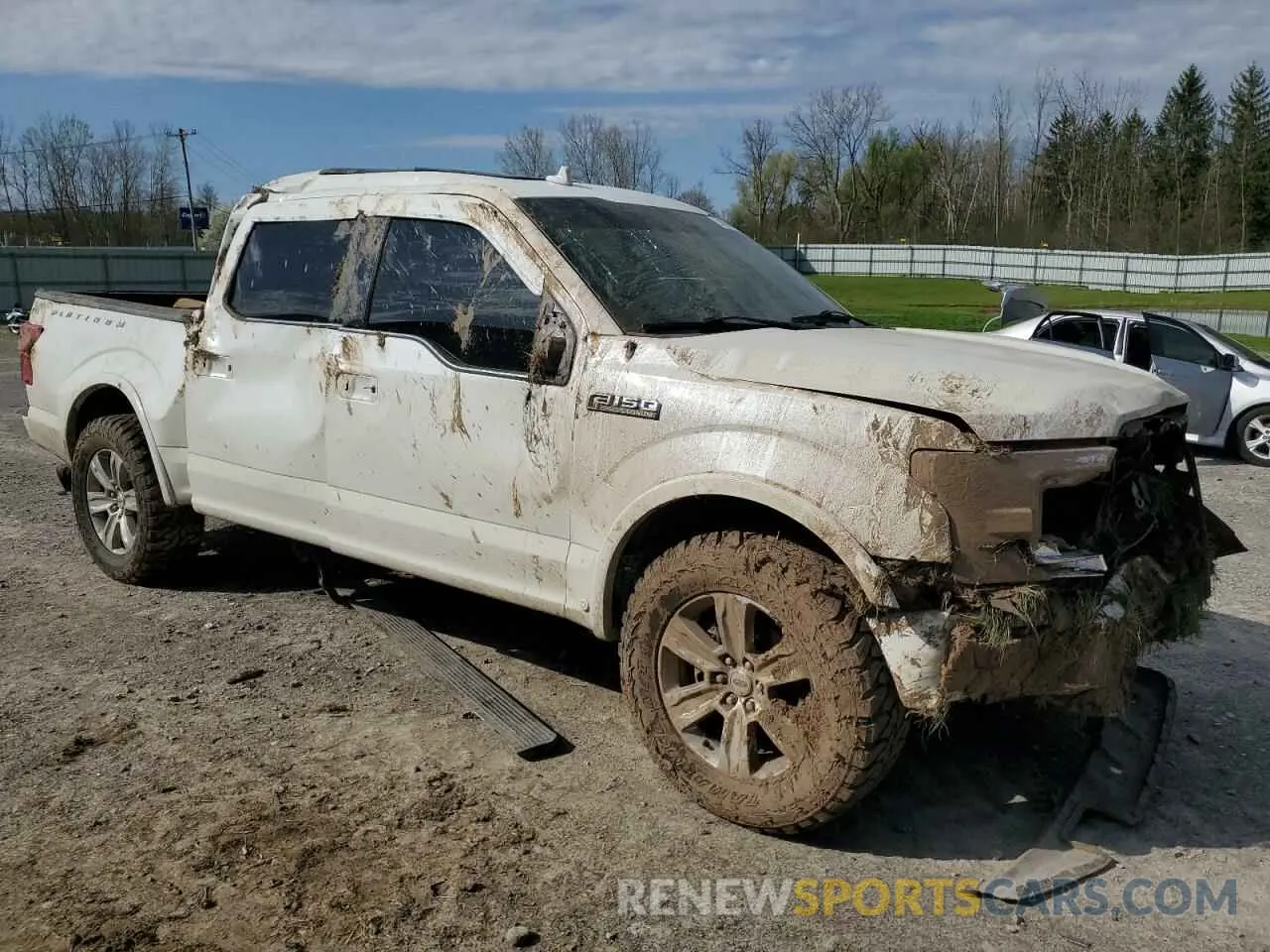 4 fotografías del automóvil dañado 1FTEW1E44LFA74576 FORD F-150 2020
