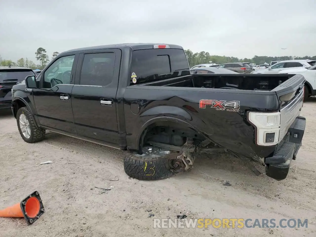 2 fotografías del automóvil dañado 1FTEW1E44LFA96643 FORD F-150 2020