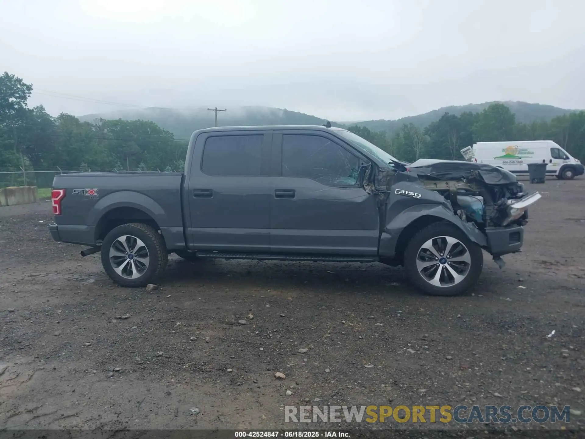 13 fotografías del automóvil dañado 1FTEW1E45LFB96329 FORD F-150 2020
