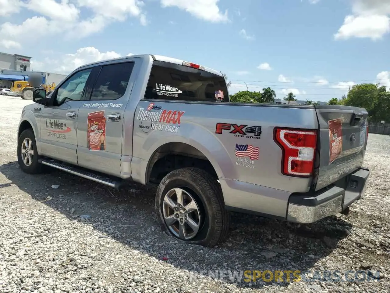 2 fotografías del automóvil dañado 1FTEW1E46LFA34791 FORD F-150 2020
