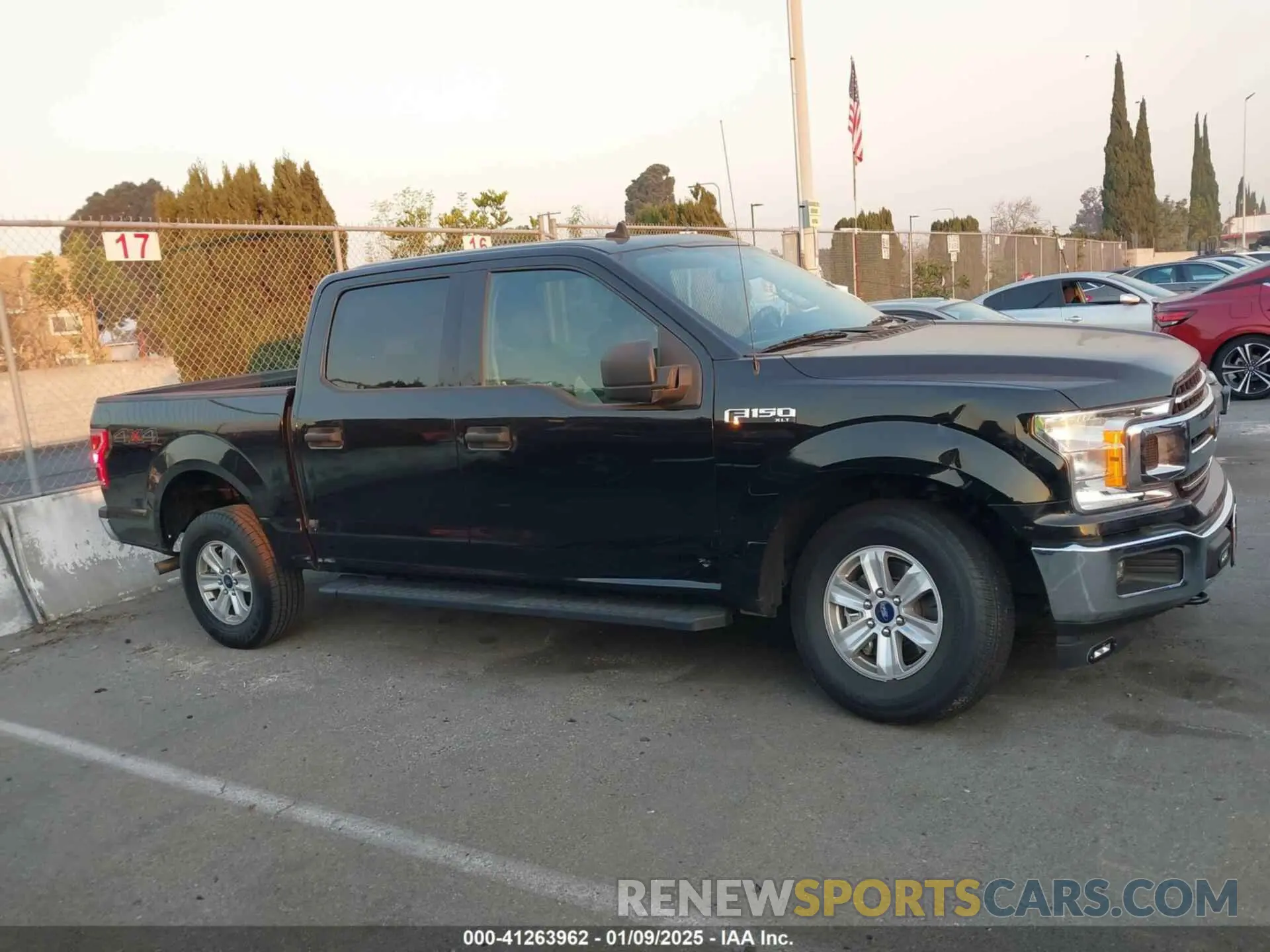 13 fotografías del automóvil dañado 1FTEW1E46LKE08131 FORD F-150 2020