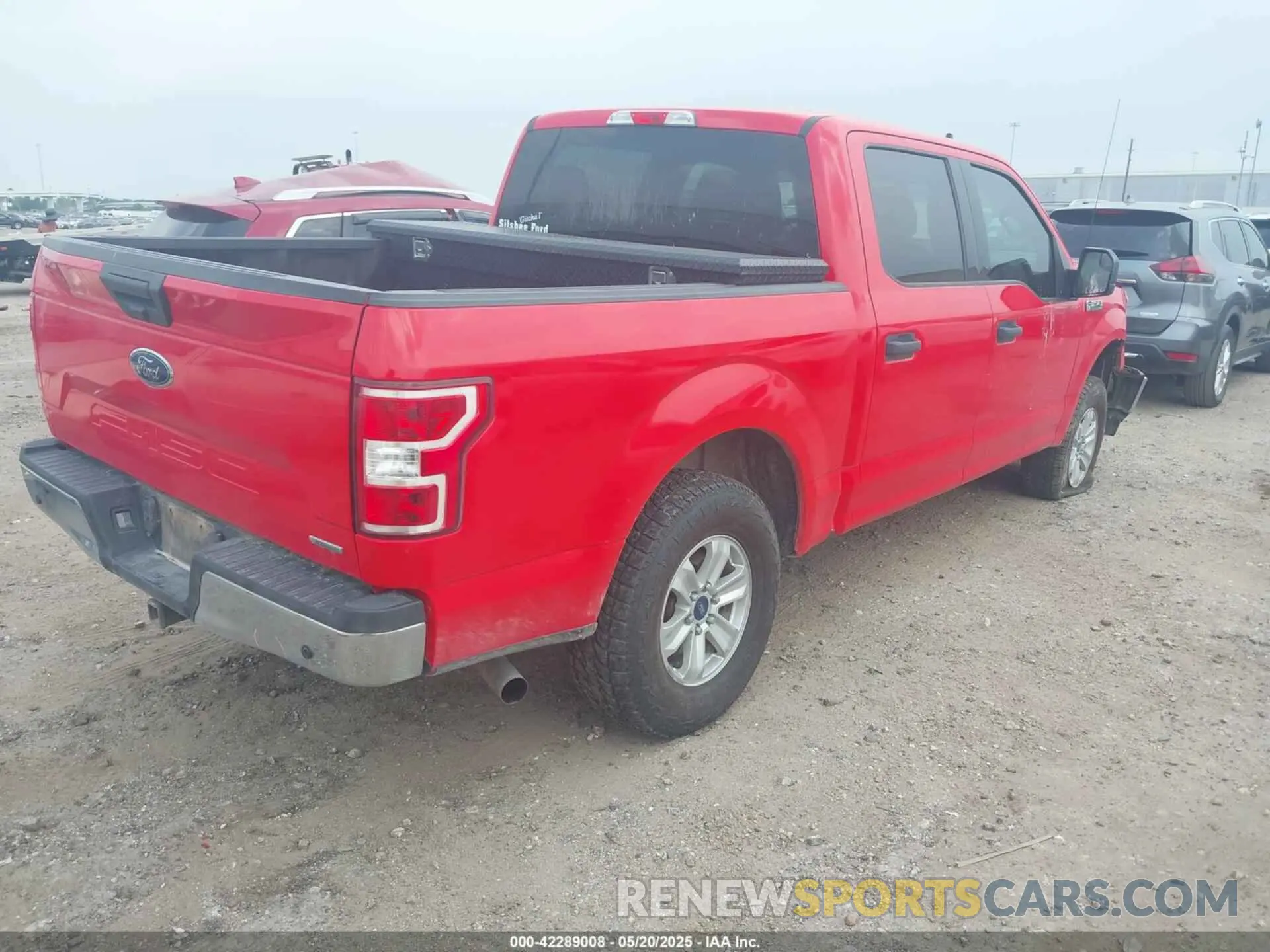 4 fotografías del automóvil dañado 1FTEW1E47LFA13819 FORD F-150 2020