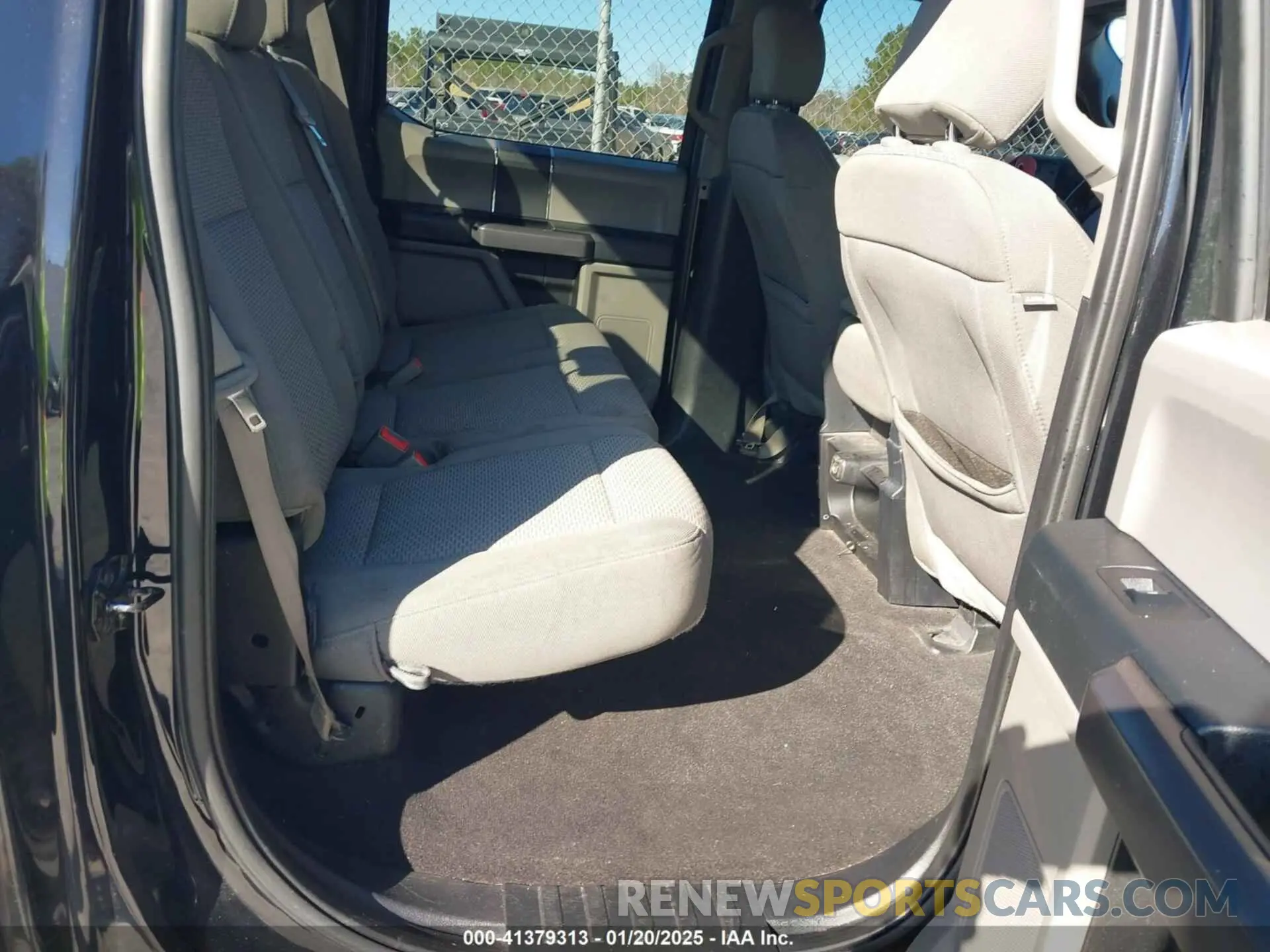 8 fotografías del automóvil dañado 1FTEW1E48LFA00108 FORD F-150 2020