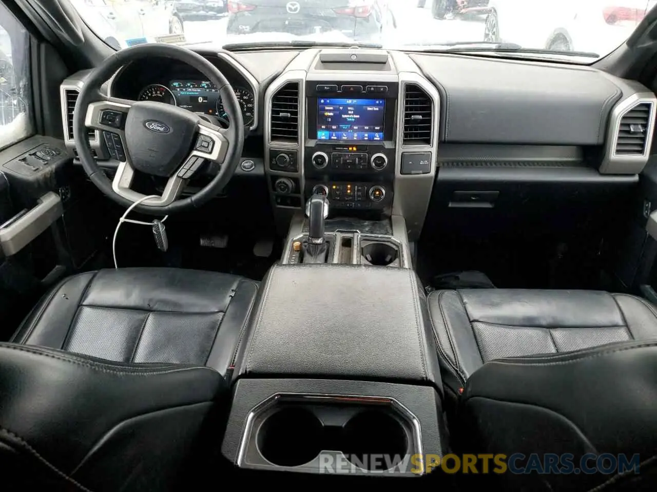 8 fotografías del automóvil dañado 1FTEW1E49LFB17129 FORD F-150 2020