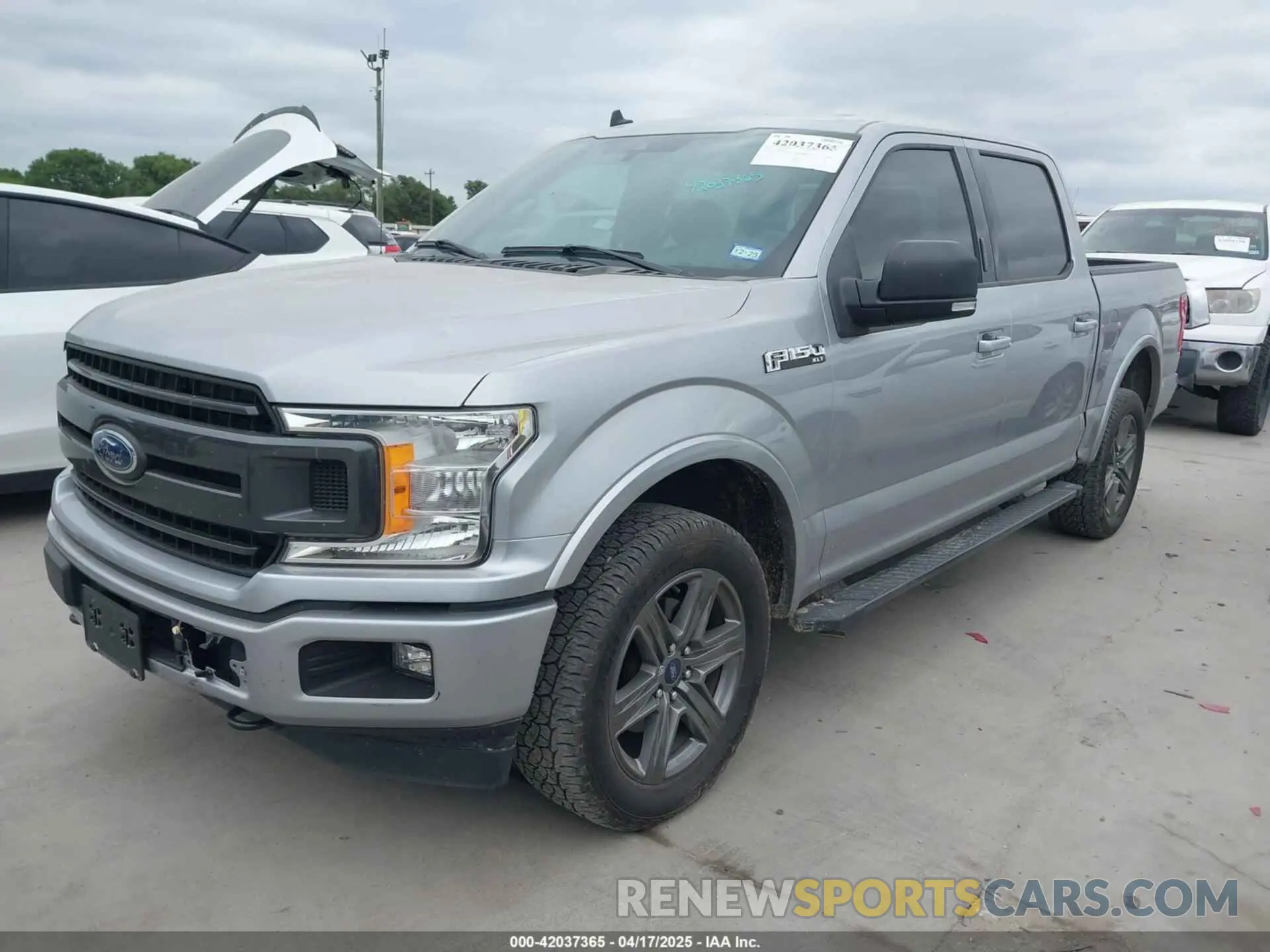 2 fotografías del automóvil dañado 1FTEW1E4XLKE93166 FORD F-150 2020