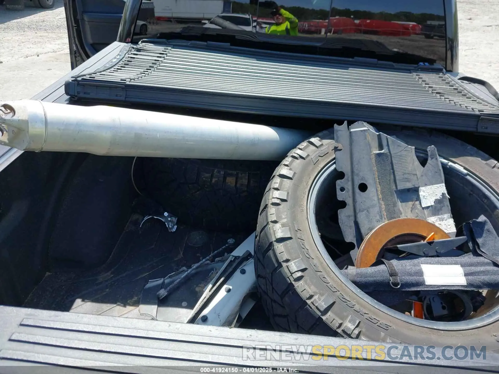 12 fotografías del automóvil dañado 1FTEW1E51LFA67903 FORD F-150 2020