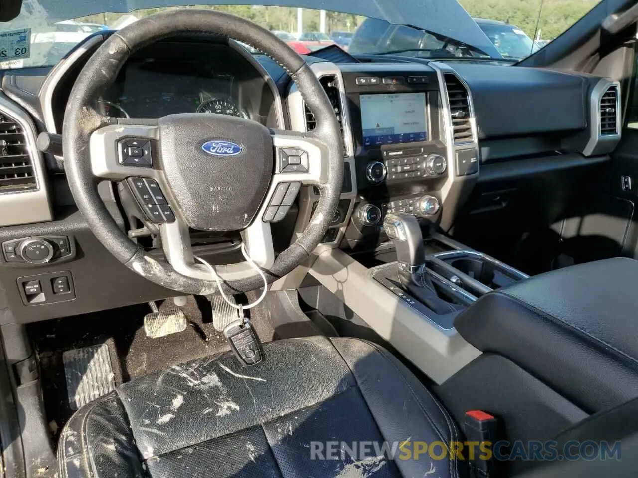 8 fotografías del automóvil dañado 1FTEW1E53LFA53890 FORD F-150 2020
