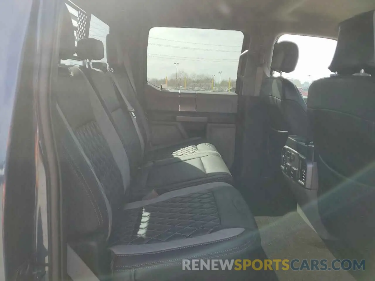 10 fotografías del automóvil dañado 1FTEW1E55LKF53959 FORD F-150 2020