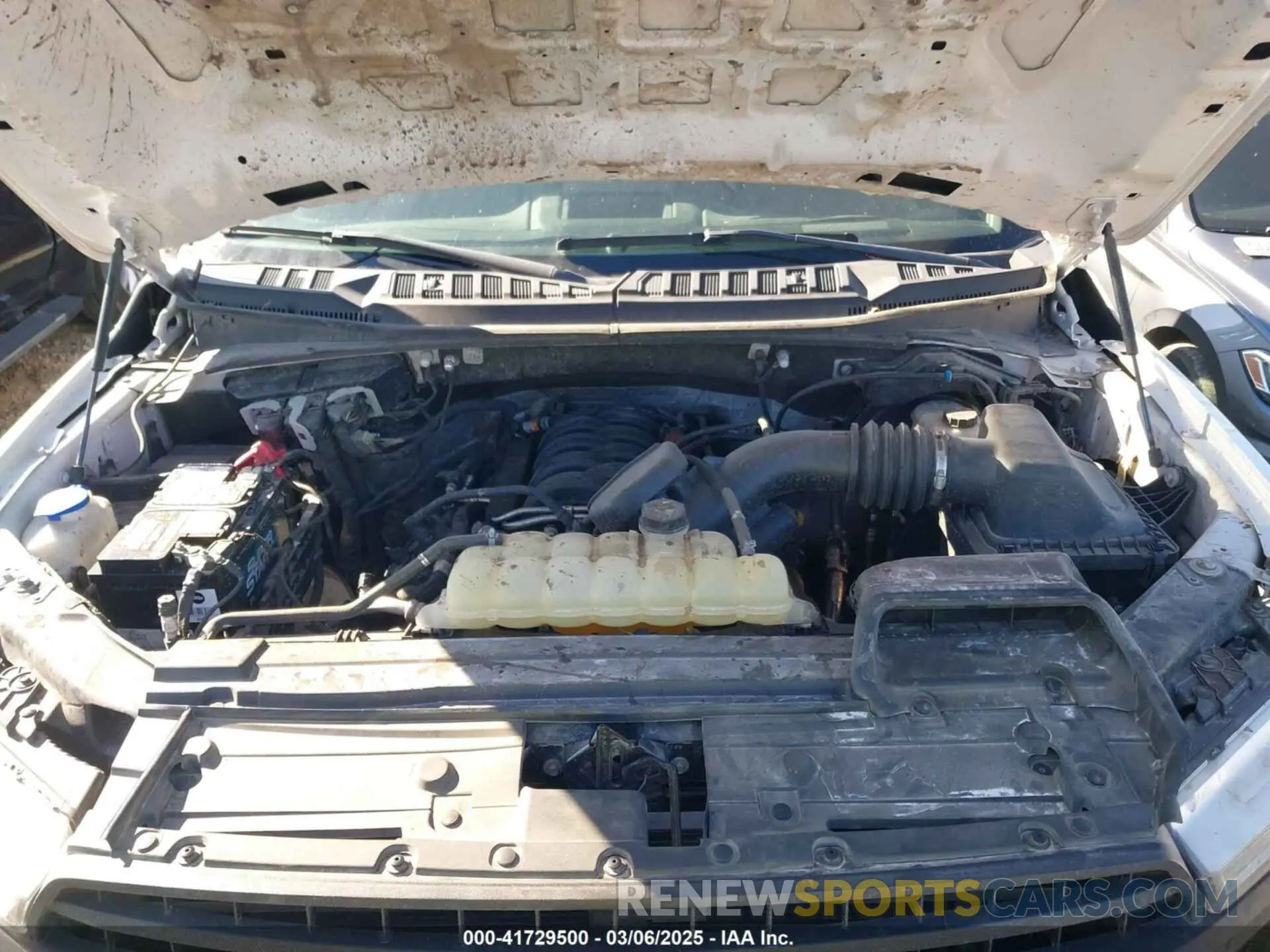 10 fotografías del automóvil dañado 1FTEW1E58LFB38174 FORD F-150 2020