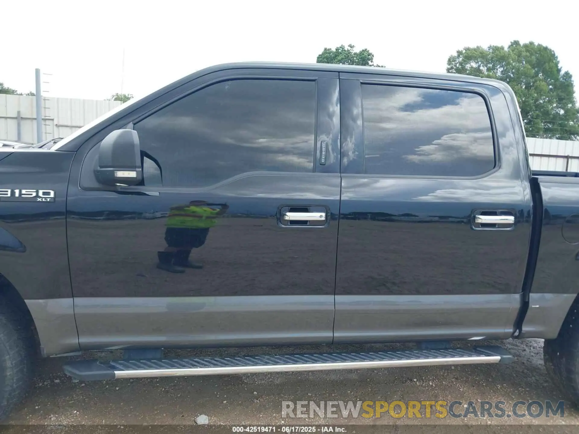 13 fotografías del automóvil dañado 1FTEW1E59LKE84967 FORD F-150 2020