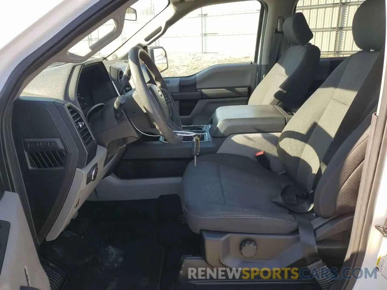 7 fotografías del automóvil dañado 1FTEW1EP0LKE72031 FORD F-150 2020