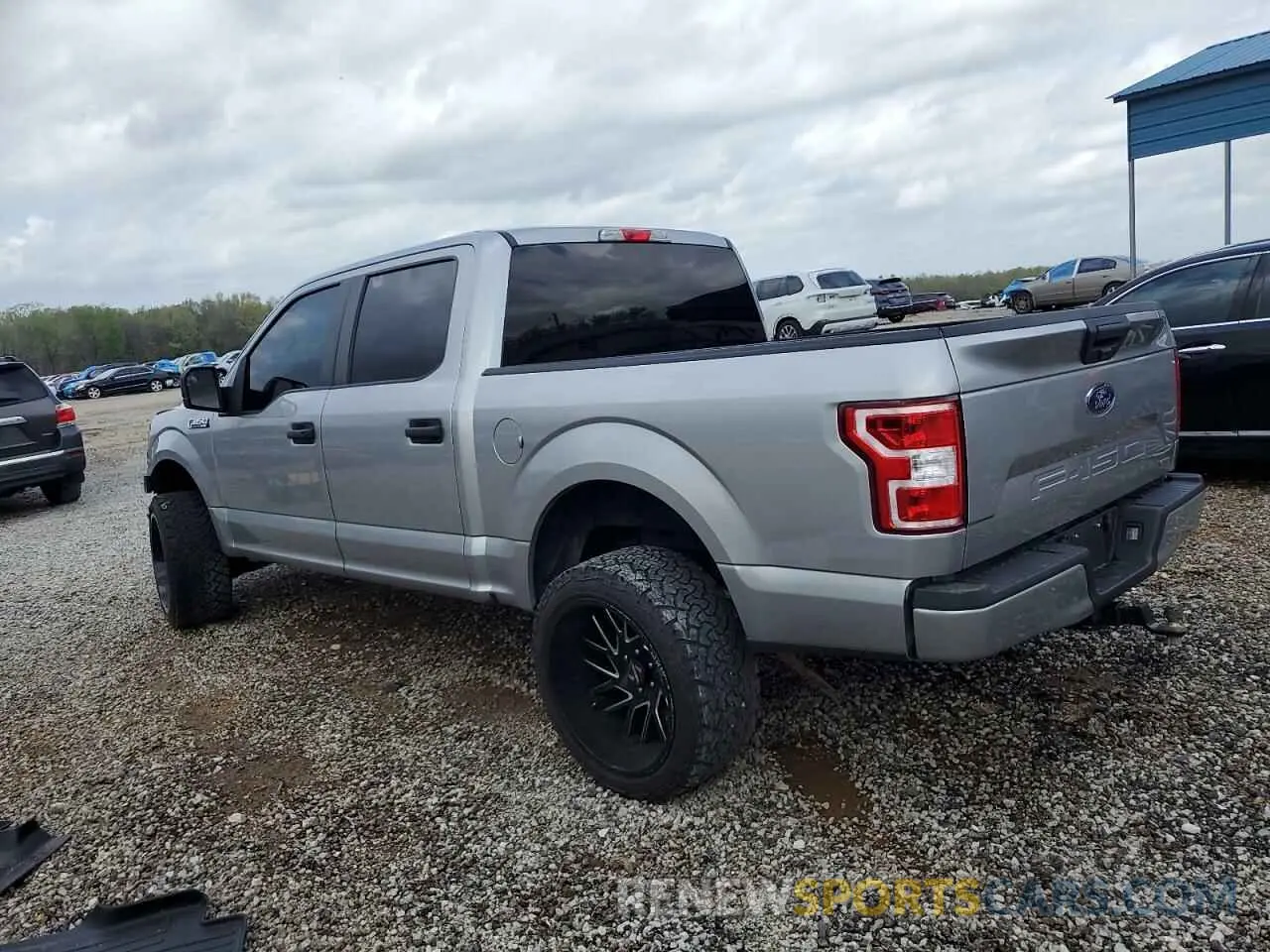 2 fotografías del automóvil dañado 1FTEW1EP1LKD36748 FORD F-150 2020