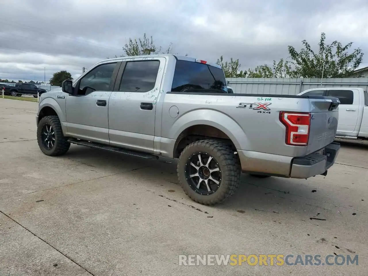 2 fotografías del automóvil dañado 1FTEW1EP4LFA15957 FORD F-150 2020